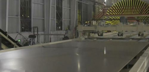 巴中易生活年產60萬立方米刨花板項目首板成功下線，開啟綠色家居新篇章